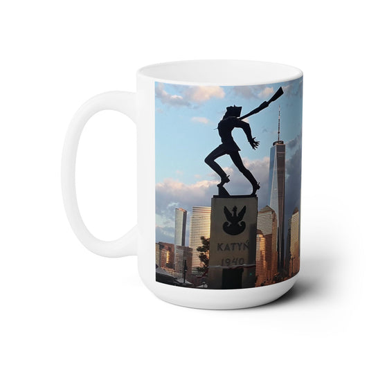 Elegante taza de cerámica de 15 oz con la hermosa imagen del horizonte de Nueva York impresa.