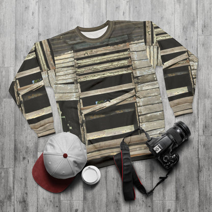 Distressed Shiplap Crewneck Sweatshirt – Vintage Weathered Wood Print