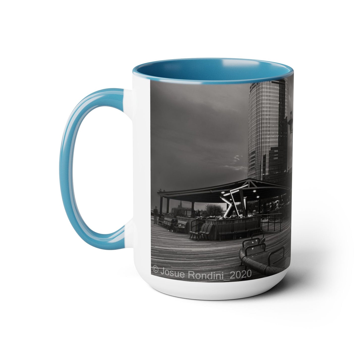 Two Tone 15oz Ceramic, Coffe Mug, Printed with a High-Res Beautifull Urban Landscape.