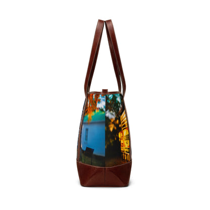 Rustic Cabin Handbag – Vintage Barn Scene Tote for Autumn & Country Living