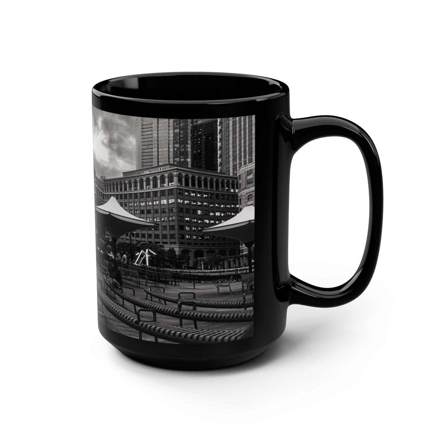 Elegant 15oz Ceramic Coffe Mug Printed with High-Res, Beautifull Urban Landscape.