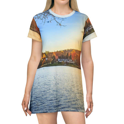 Autumn Lakeview Dress – Scenic Fall Waterfront Vibe