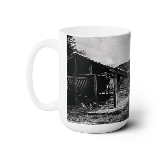 Elegante taza de cerámica de 15 oz estampada con un magnífico paisaje natural campestre.