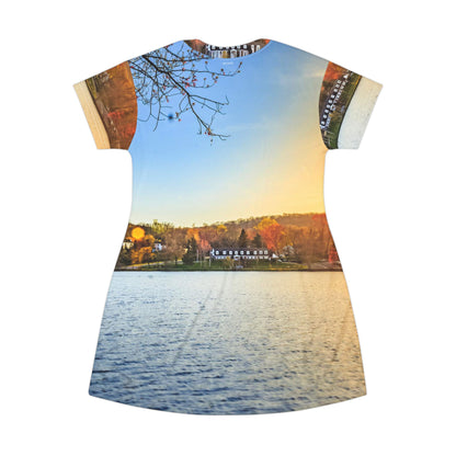 Autumn Lakeview Dress – Scenic Fall Waterfront Vibe