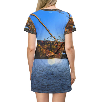 Autumn Lakeview Dress – Scenic Fall Waterfront Vibe