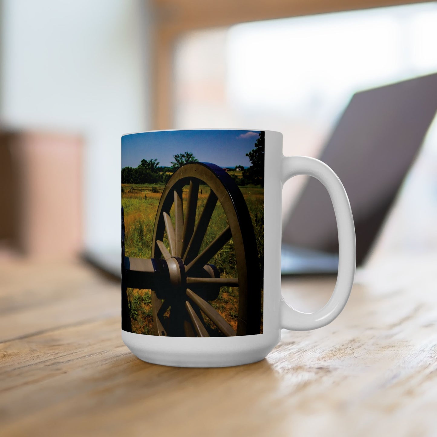 Elegant 15oz Ceramic Coffee Mug Printed with a Gettysburg Battle Field Cannon.