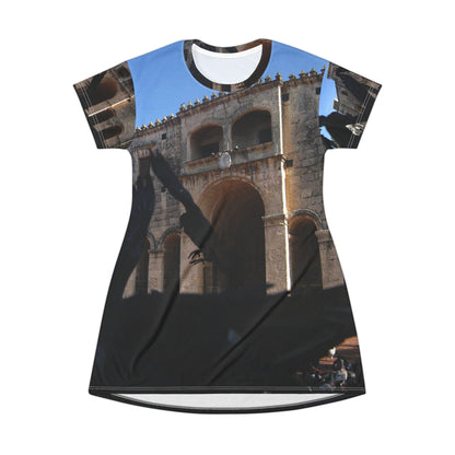 Sunlit Santo Domingo Cathedral Dress — Historic Arch