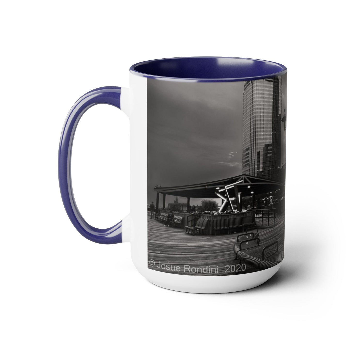 Two Tone 15oz Ceramic, Coffe Mug, Printed with a High-Res Beautifull Urban Landscape.