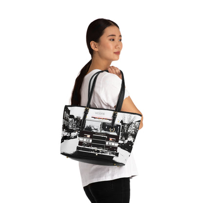Leather Shoulder Bag / Urban Duty