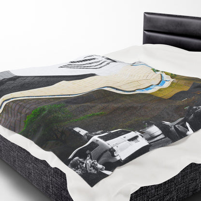 Velveteen Plush Blanket with beautiful car image.