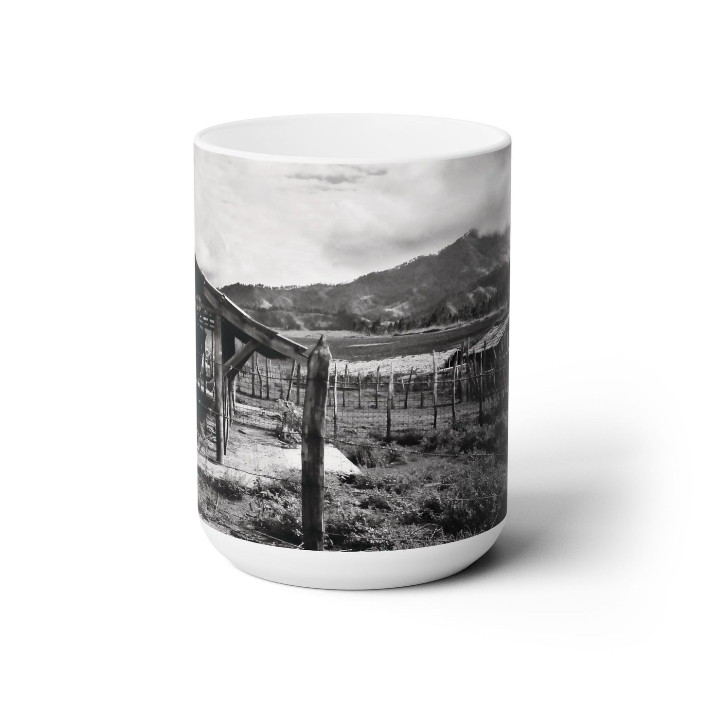 Elegant 15oz Ceramic Coffe Mug Printed with Magnifisent Countryside Natural Landscape.