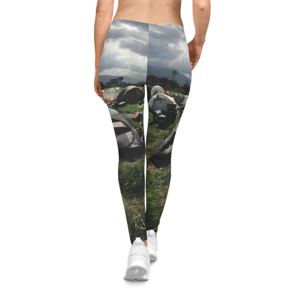 Camp Tent Country Scene Women's Leggings — Outdoor Camping Design