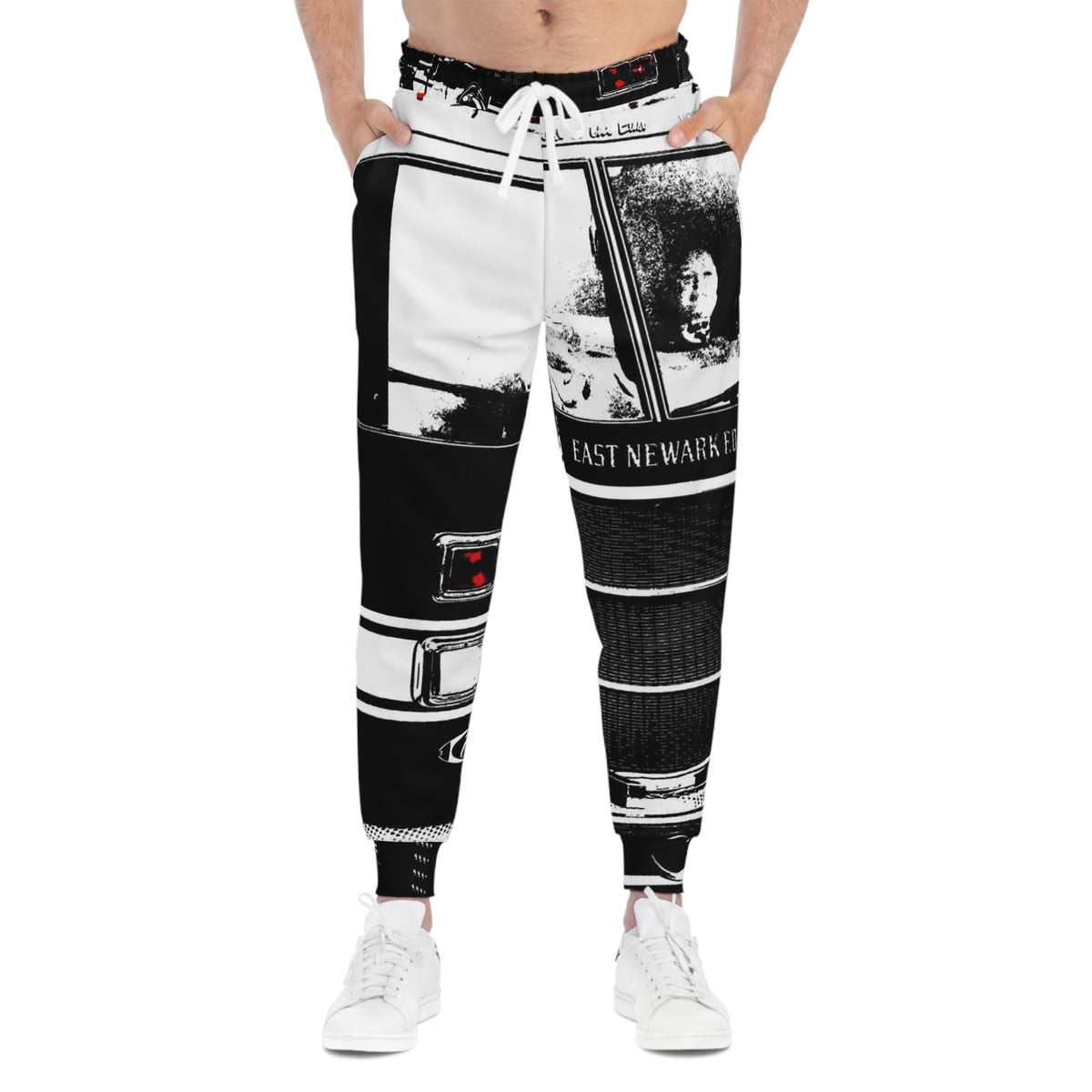 Joggers Fire Truck — Ropa urbana retro en blanco y negro