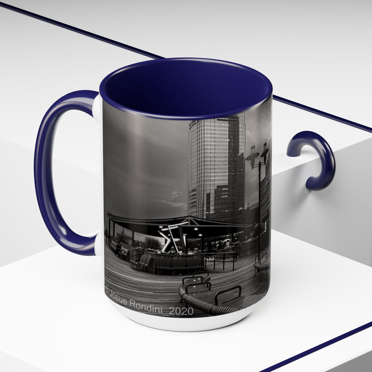 Two Tone 15oz Ceramic, Coffe Mug, Printed with a High-Res Beautifull Urban Landscape.