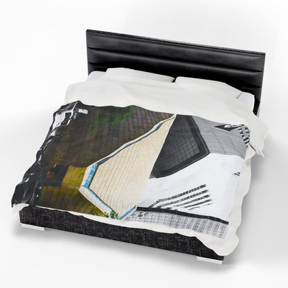 Velveteen Plush Blanket with beautiful car image.